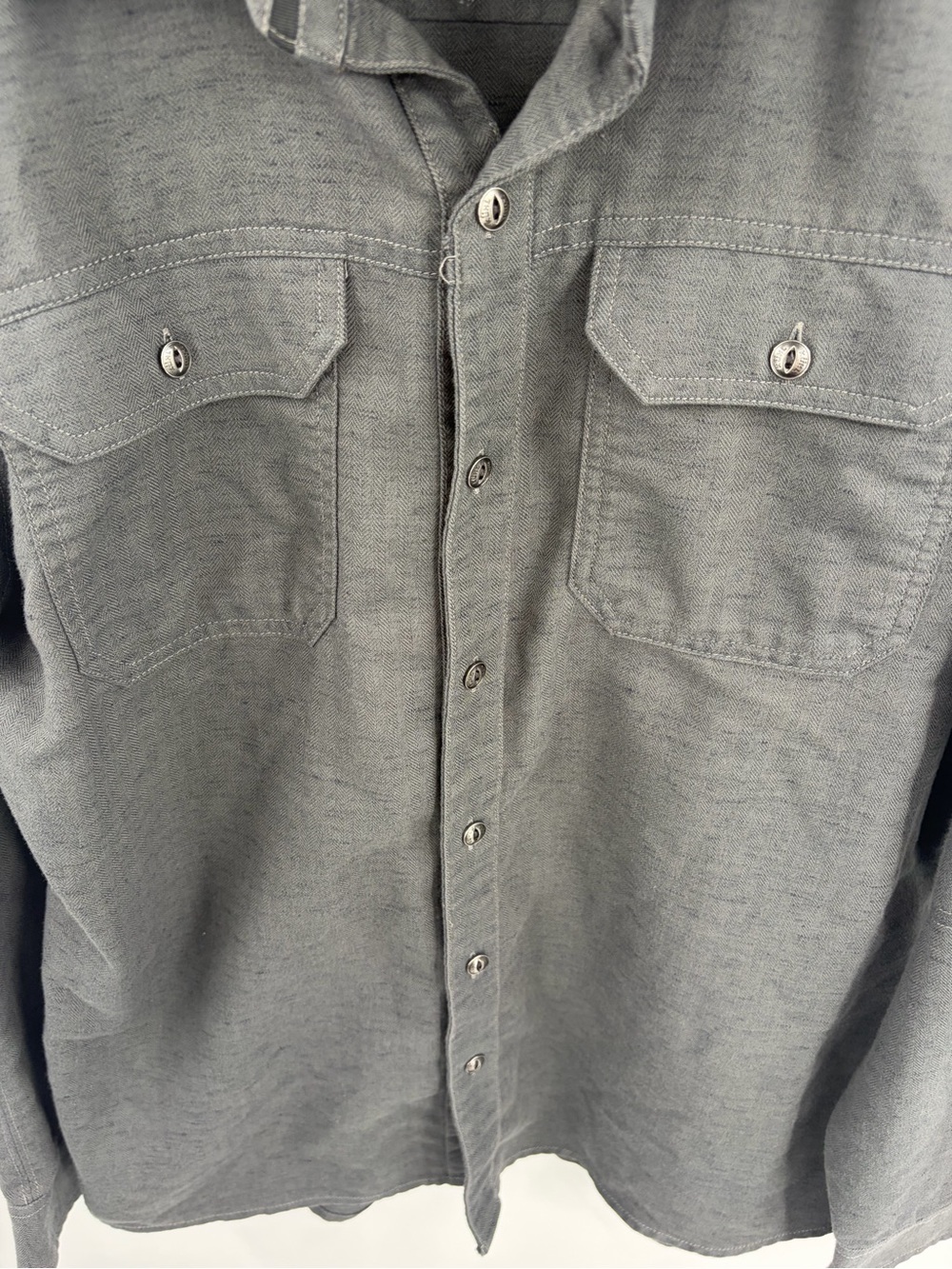 Kuhl mountain grown long sleeve gray button up shirt men’s S camping hiking - Picture 4 of 5